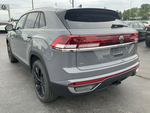New 2026 Volkswagen Atlas Cross Sport SE AWD/4WD image 5