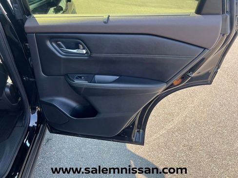 Used 2023 Nissan Rogue SV w/ SV Premium B Package AWD/4WD image 24