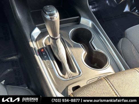 Used 2019 Chevrolet Traverse LT image 10