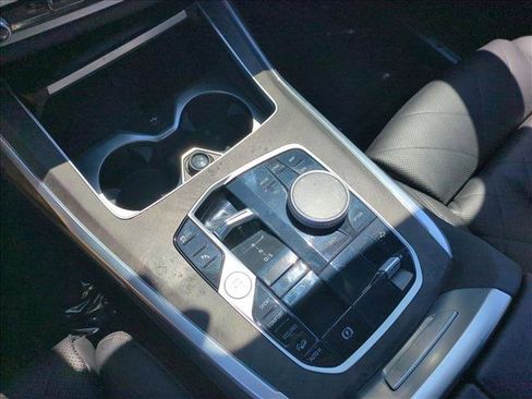 Used 2023 BMW X7 xDrive40i w/ M Sport Package AWD/4WD image 12