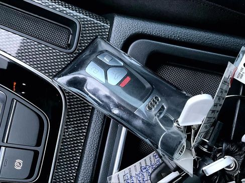 Used 2022 Audi SQ5 Premium image 14