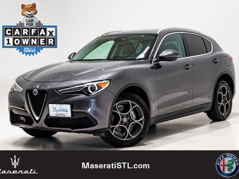 Used 2019 Alfa Romeo Stelvio AWD image 1