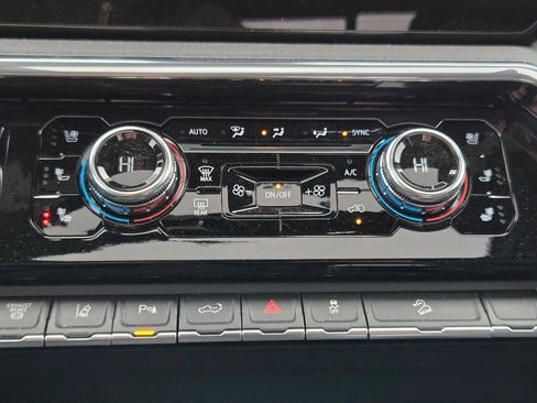 New 2025 GMC Sierra 2500 Denali w/ Denali Reserve Package image 30