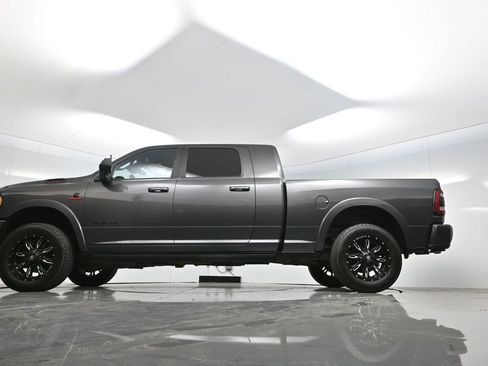 Used 2022 RAM 2500 Limited image 65