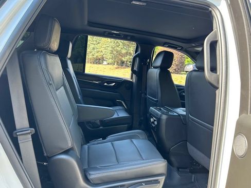 Used 2024 GMC Yukon Denali AWD/4WD image 53