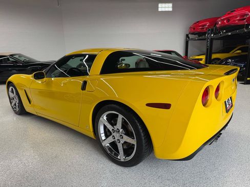 Used 2007 Chevrolet Corvette Coupe w/ Preferred Equipment Group RWD image 7