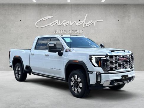 Used 2024 GMC Sierra 2500 Denali w/ Denali Reserve Package AWD/4WD image 2