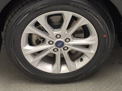 Used 2017 Ford Escape SE AWD/4WD image 31