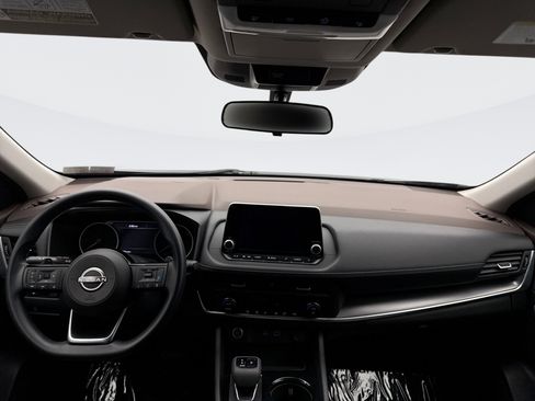 Used 2023 Nissan Rogue SV image 14