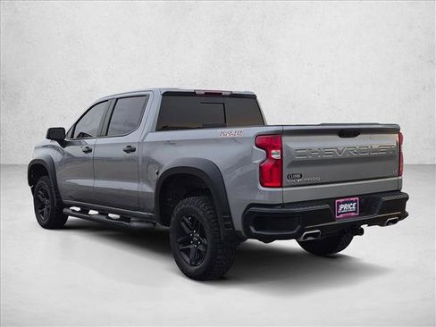 Used 2024 Chevrolet Silverado 1500 LT Trail Boss w/ Convenience Package II AWD/4WD image 7