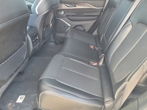 New 2023 Jeep Grand Cherokee Overland w/ Advanced Protech Group III image 4