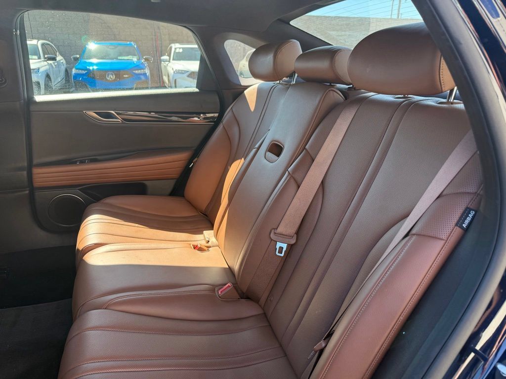 Used 2023 Genesis G80 2.5T AWD/4WD image 14