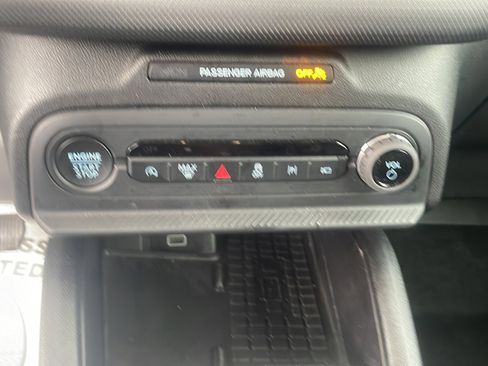 Certified 2025 Ford Bronco Sport Outer Banks w/ Outer Banks Tech Package+ AWD/4WD image 24