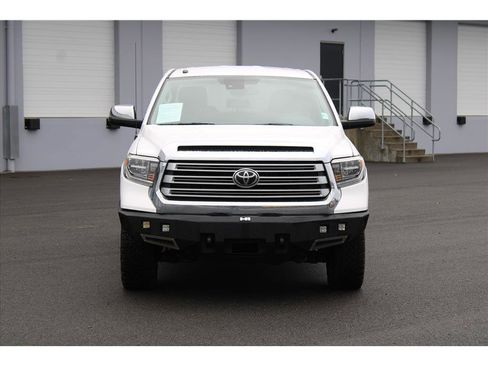 Used 2019 Toyota Tundra Limited image 4