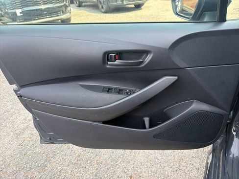 Used 2024 Toyota Corolla LE image 12