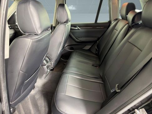 Used 2017 BMW X3 sDrive28i image 13