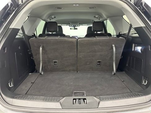 Used 2023 Ford Explorer XLT w/ Equipment Group 202A image 17