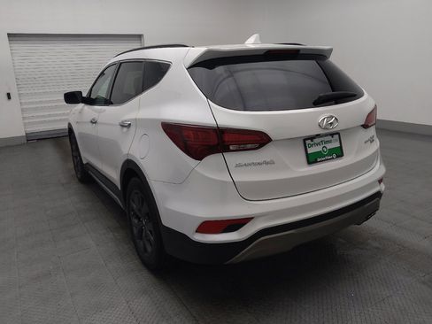 Used 2017 Hyundai Santa Fe Sport image 5