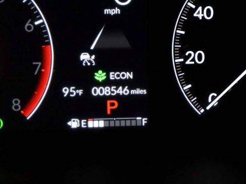 Used 2025 Honda Pilot TrailSport image 28