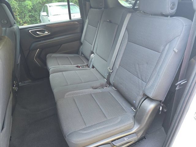 Used 2021 Chevrolet Suburban LS RWD image 26