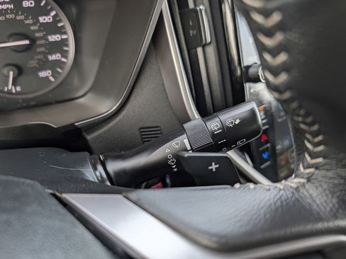 Certified 2025 Subaru Ascent Premium image 31