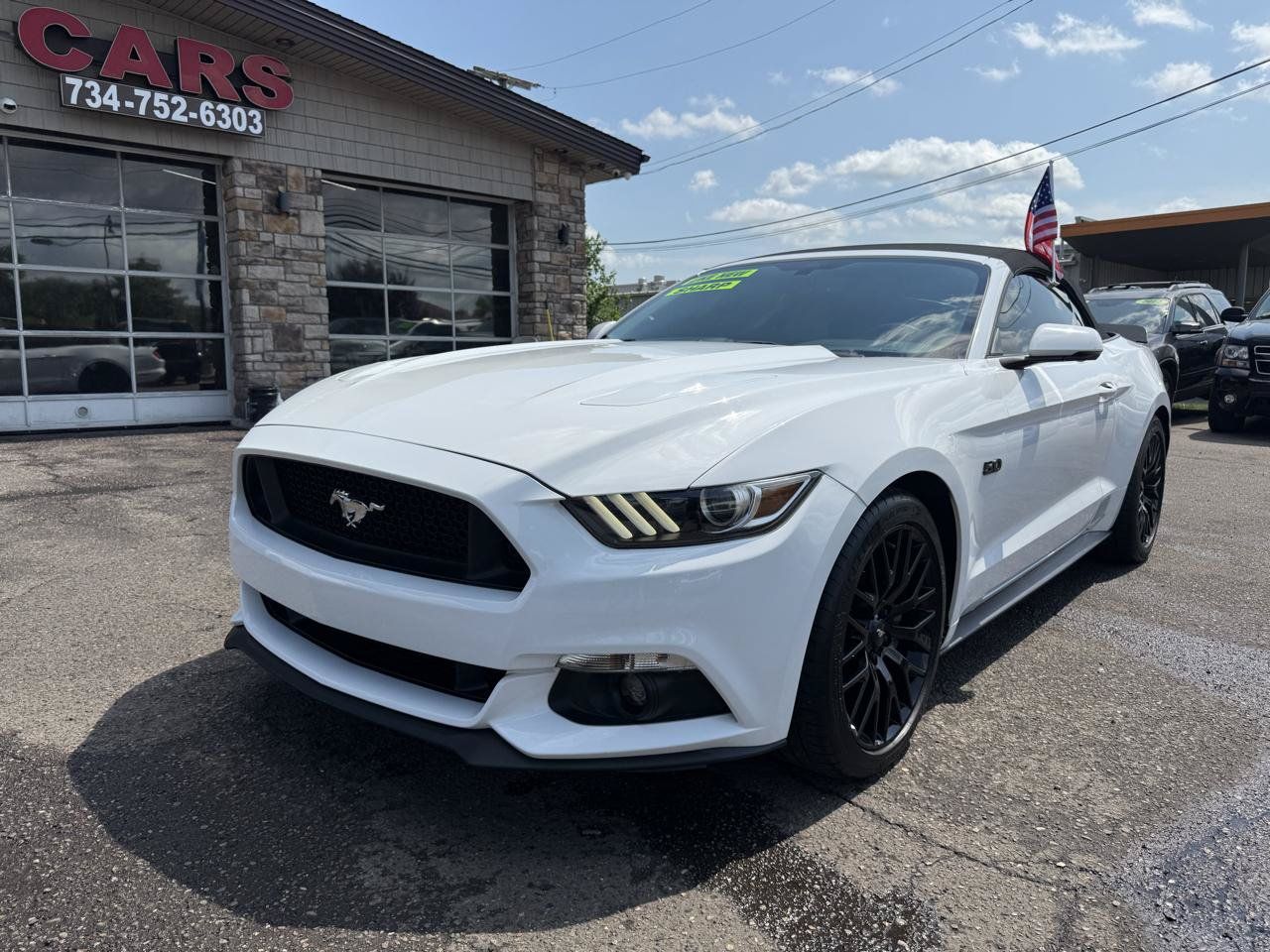 Used 2017 Ford Mustang GT Premium w/ Equipment Group 401A RWD image 2
