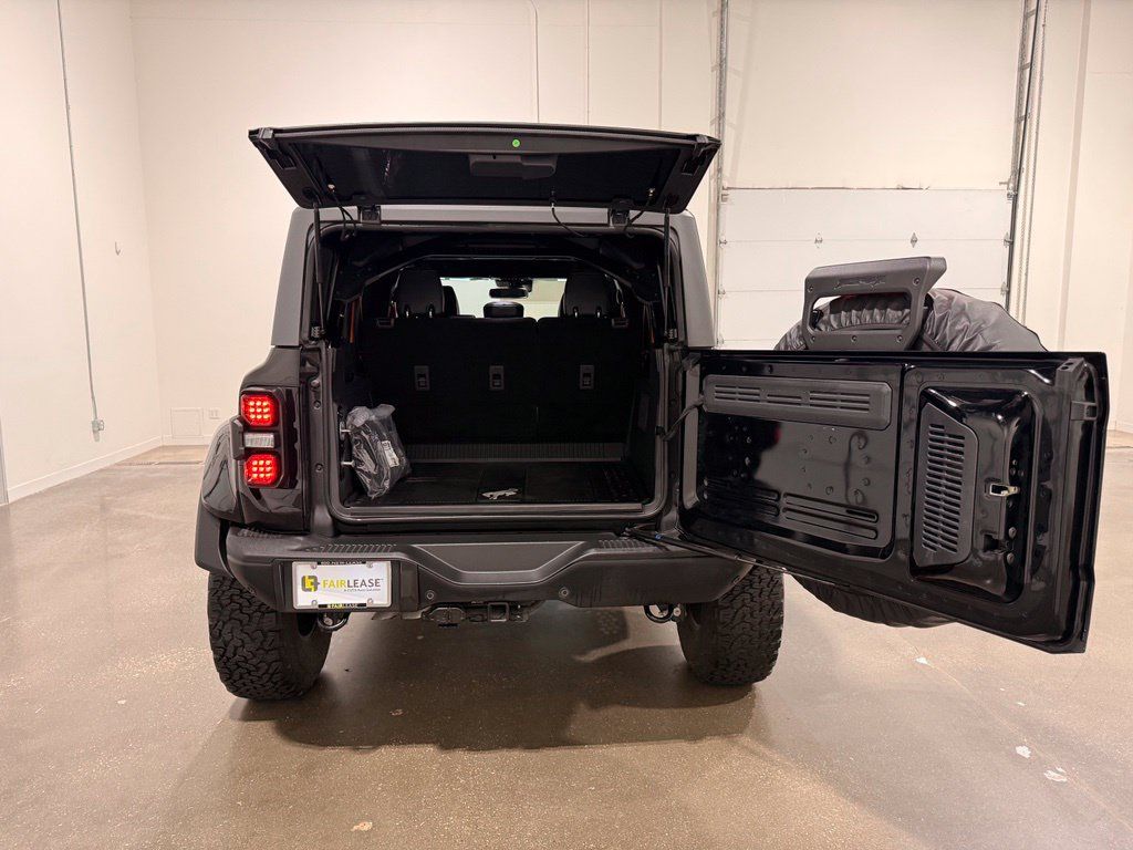 Used 2024 Ford Bronco Raptor AWD/4WD image 5