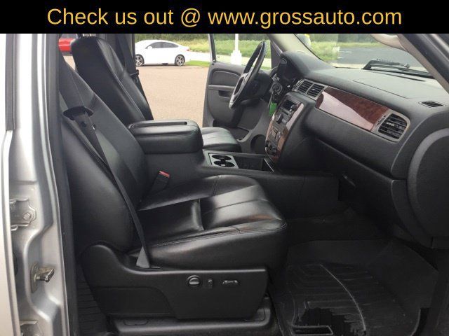 Used 2011 Chevrolet Silverado 2500 LTZ w/ Snow Plow Prep Package AWD/4WD image 34