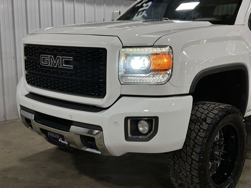 Used 2015 GMC Sierra 2500 Denali w/ Duramax Plus Package image 29