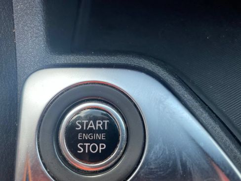 Used 2021 Nissan Sentra SV FWD image 22