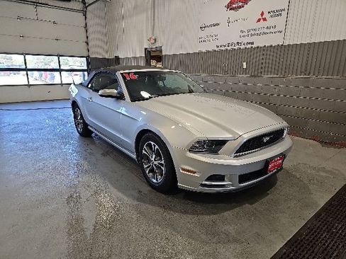 Used 2014 Ford Mustang Premium RWD image 1