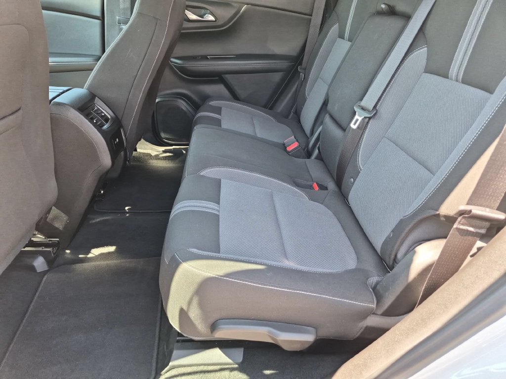 Used 2025 Chevrolet Blazer LT FWD image 27