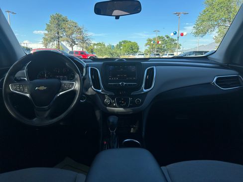 Used 2022 Chevrolet Equinox LS w/ LPO, Floor Liner Package FWD image 20