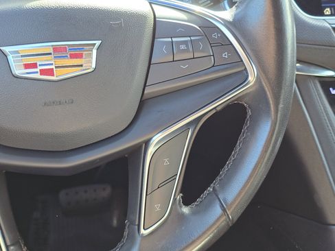 Used 2020 Cadillac XT5 Luxury w/ LPO, Floor Liner Package AWD/4WD image 15