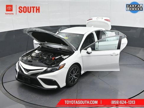 Used 2024 Toyota Camry SE image 55