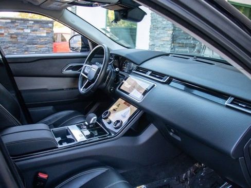 Used 2023 Land Rover Range Rover Velar S AWD/4WD image 17