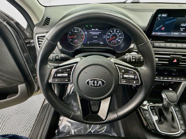Used 2021 Kia Seltos SX w/ SX Sunroof Package AWD/4WD image 11