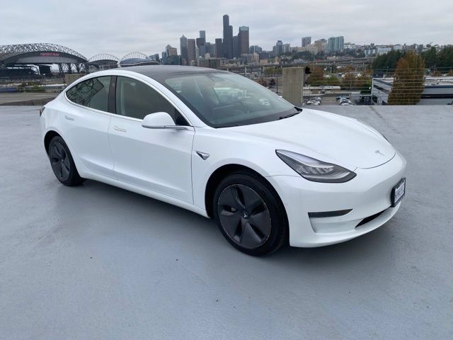 Used 2020 Tesla Model 3 Standard Range Plus RWD image 23