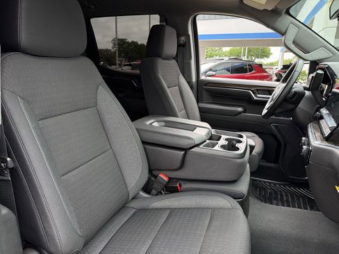 Used 2024 Chevrolet Silverado 1500 LT image 23