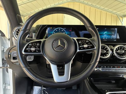 Used 2021 Mercedes-Benz A 220 image 18
