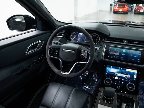 Used 2023 Land Rover Range Rover Velar HST image 10