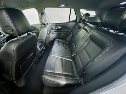 Used 2020 GMC Terrain SLT image 28
