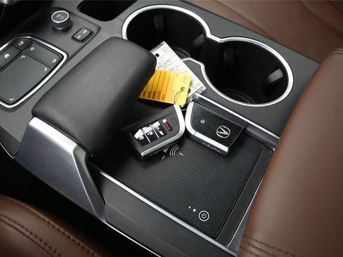 Certified 2023 Acura MDX SH-AWD w/ Technology Package image 6
