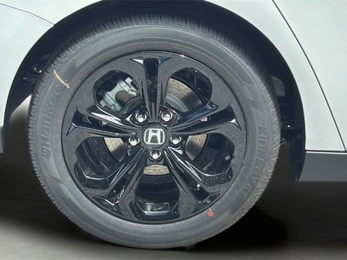 New 2025 Honda Accord SE image 19