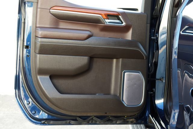 Used 2023 GMC Sierra 1500 Denali w/ Denali Reserve Package AWD/4WD image 36