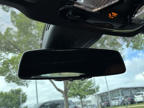 Used 2023 BMW i4 eDrive40 w/ Premium Package RWD image 27