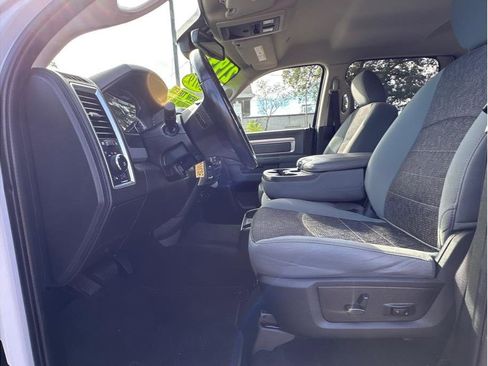 Used 2019 RAM 1500 Big Horn image 15