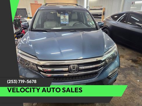 Used 2016 Honda Pilot Touring image 1