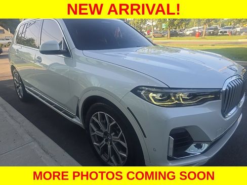 Used 2019 BMW X7 xDrive40i w/ Premium Package AWD/4WD image 4