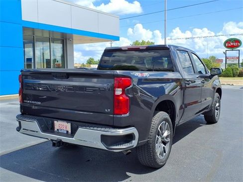 Used 2022 Chevrolet Silverado 1500 LT image 3